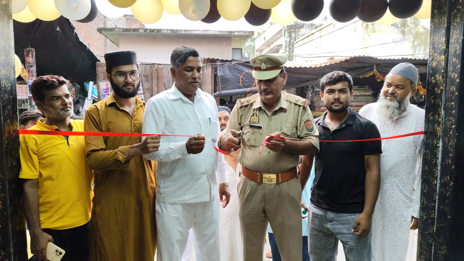 बिसौली “दा जेड लेवल” का पालिकाध्यक्ष अबरार अहमद ने किया शुभारंभ