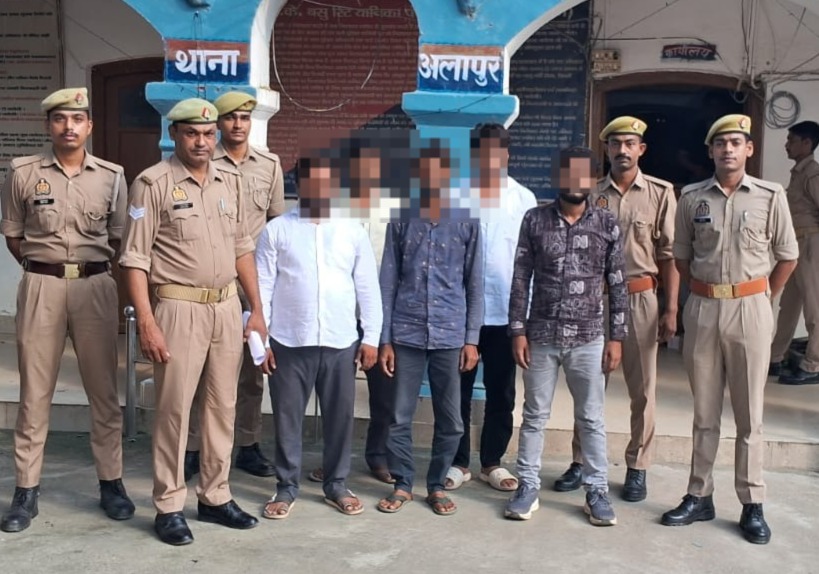 अलापुर पुलिस की सख्ती: शांति भंग के मामले में पांच अभियुक्त गिरफ्तार