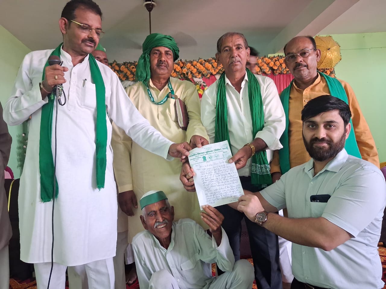 बिल्सी 23 सितंबर बदायूं जनपद की आज पश्चिमी उत्तर प्रदेश अध्यक्ष श्री विजेंद्र यादव द्वारा.....